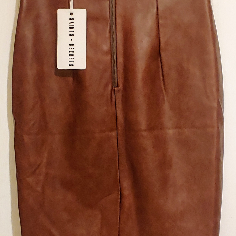 Pretty Faux Leather Pencil Skirt